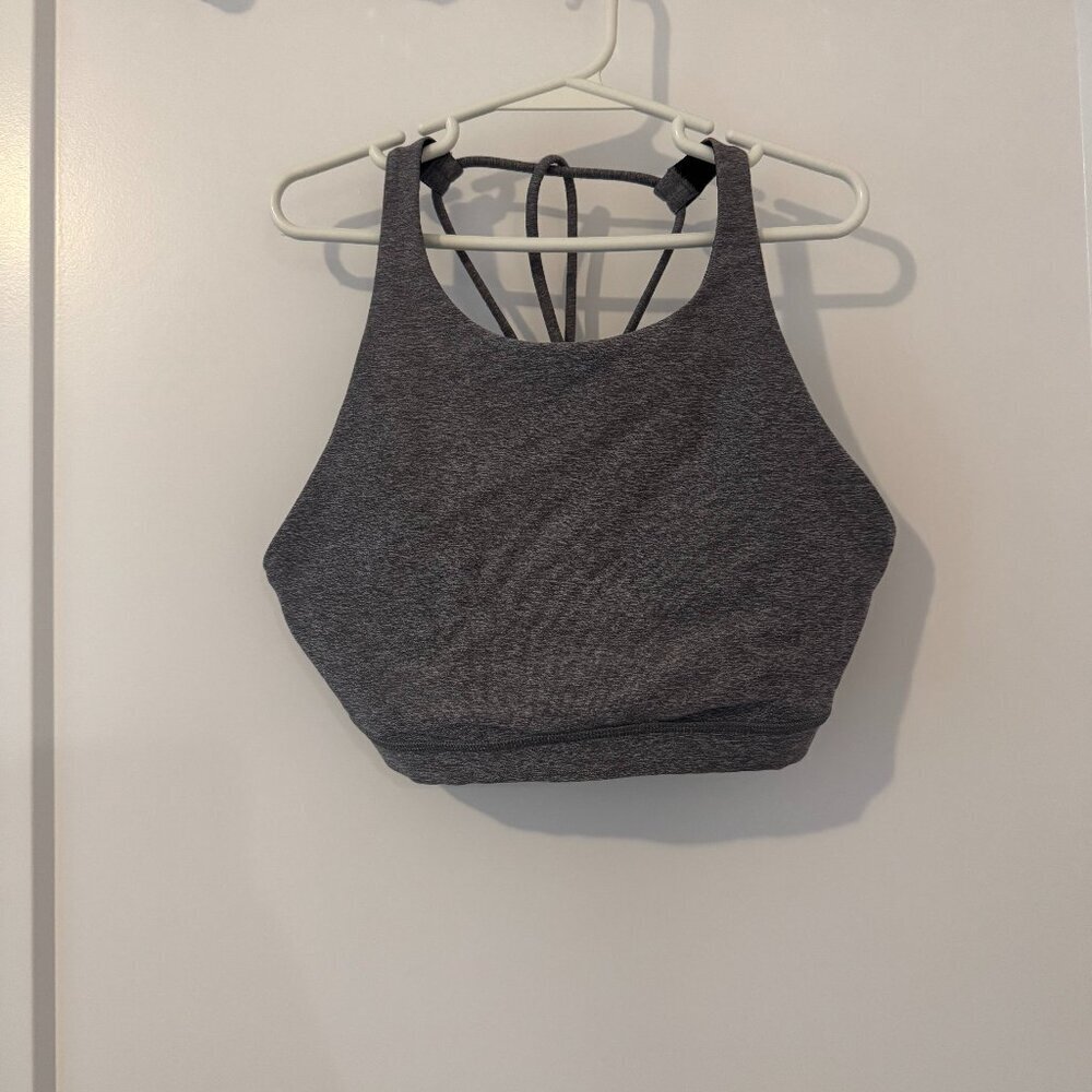 lululemon sports bra